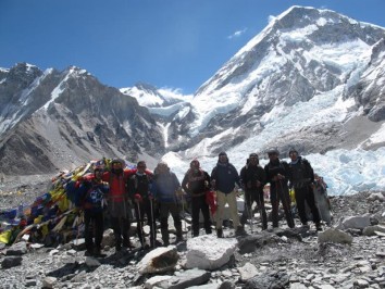 Everest Base Camp Trek with Kathmandu City Tour (16 Days)