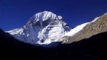 Kailash - Mansarovar trip (fly-in and fly-out)